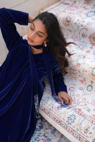 VELVET DUSK IN ROYAL BLUE