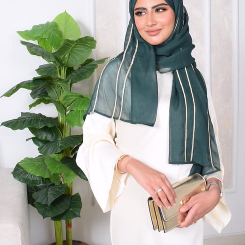 طرحة بوال أخضر غامق وخطوط قيطان ذهبي