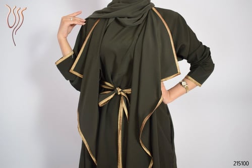 عباية زيتي يوريو بأطراف بييه ذهبي