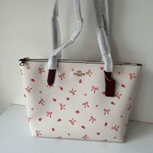 كوتش مقاس كبير