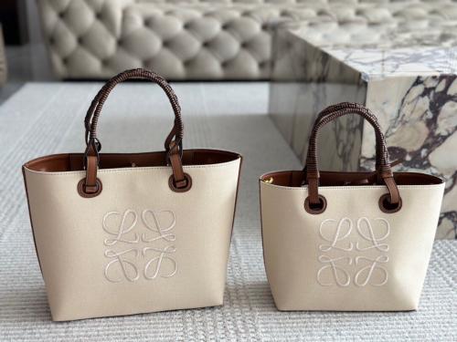شنطة loewe ماستر