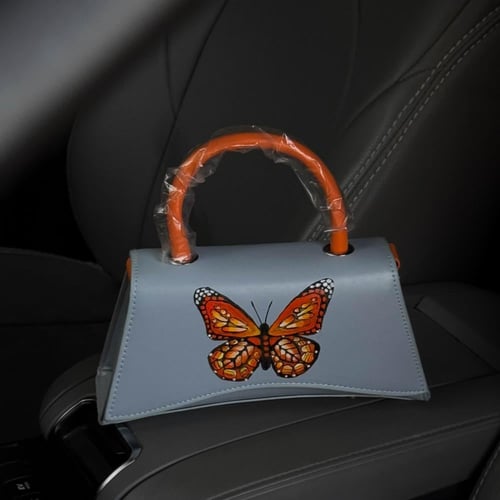 فراشة الغروب