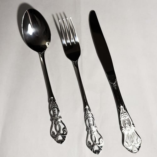 طقم أدوات مائدة | مع حفر الليزر