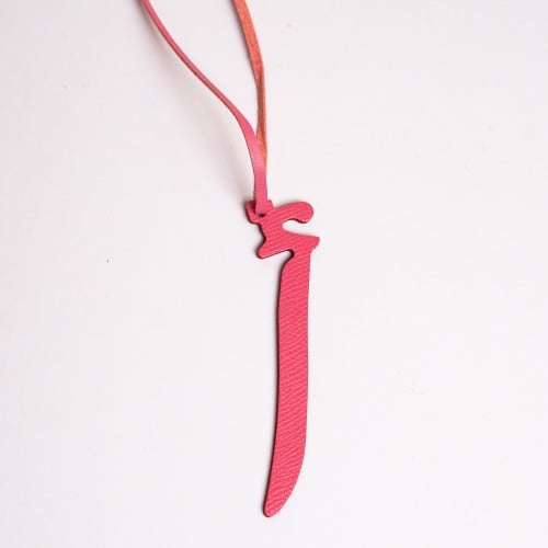 تعليقة حرف أ