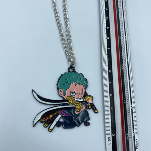 قلادة شخصية رورونوا زورو