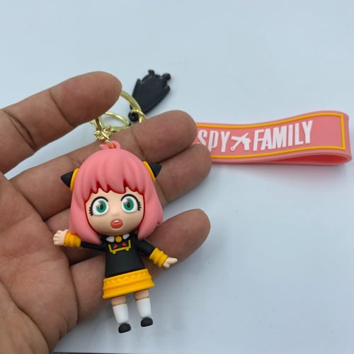 ميدالية مجسم انيا