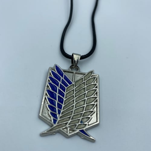 قلادة شعار فيلق الاستطلاع مضيئة