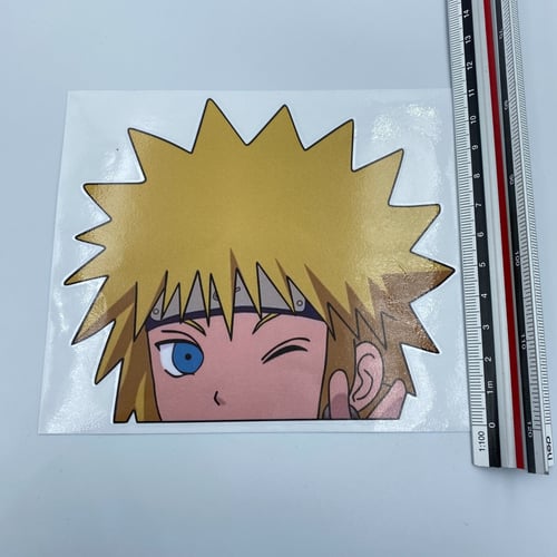 ملصق كبير لشخصية ميناتو