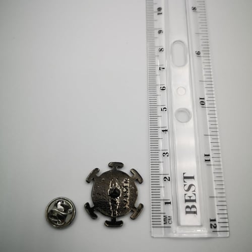 بروش شعار قراصنة لاو