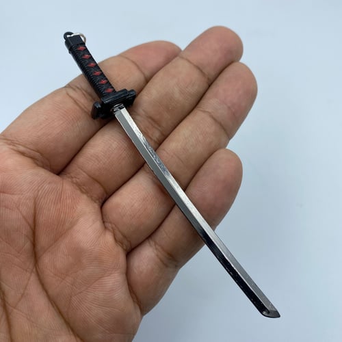 ميدالية سيف تينسا زانجيتسو + قاعدة