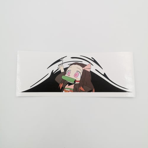 ملصق كبير لشخصية نيزكو