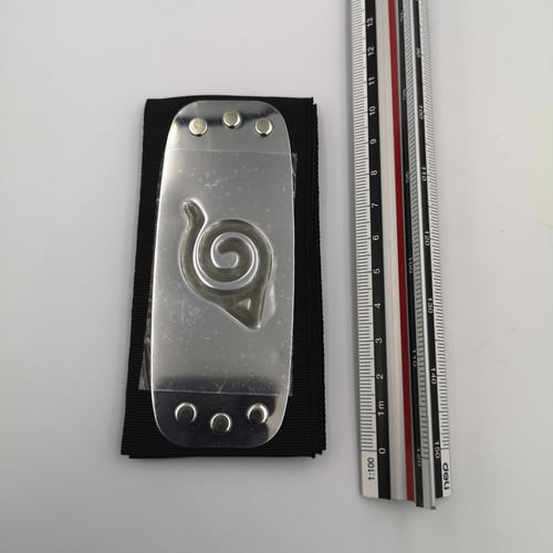 ربطة رأس شعار قرية الورق مضيئة