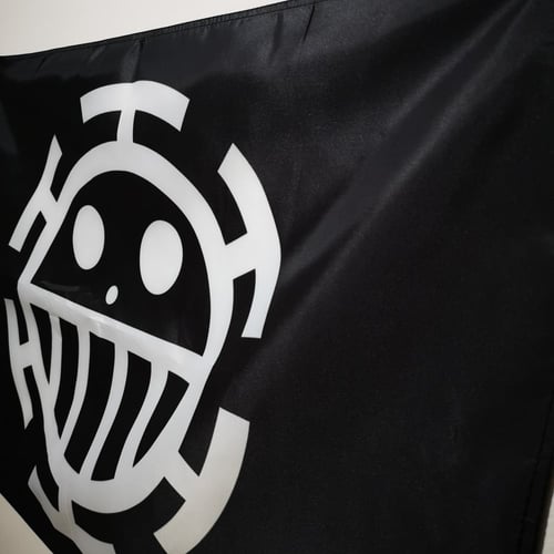 علم شعار قراصنة لاو