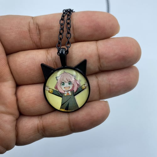 قلادة شخصية انيا