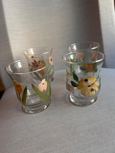 فازة ز جاج حجم ١٠ سم