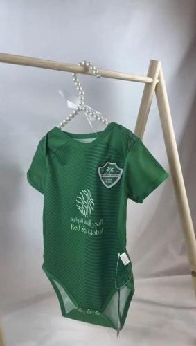 طقم الأندية للأطفال-