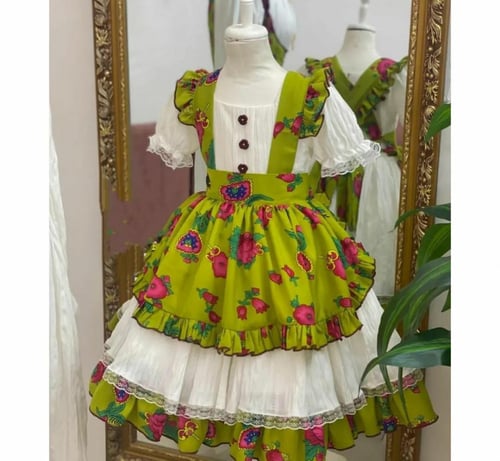 فساتين بطبقات الشالكي