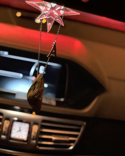 تعليقات كسره عود للسياره بالاسم