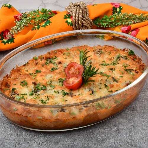 صينية كرات البطاطس المحشية بالدجاج