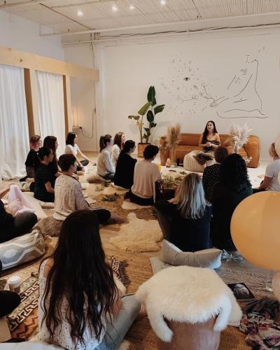 رواء | مساحة للأمهات