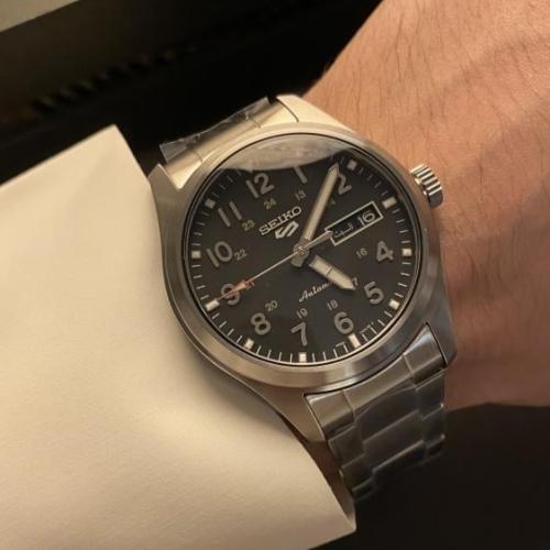 seiko ساعة اوتوماتيك - Field لون أسود