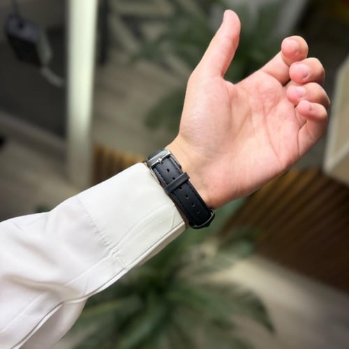 كاسيو ڤنتج أرقام - جلد أسود