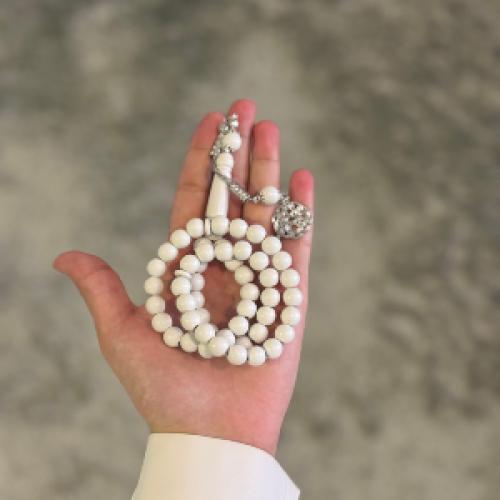 مسباح بكلايت أبيض