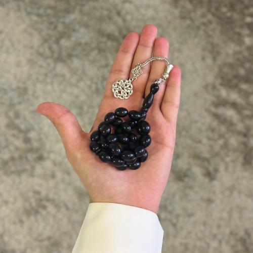 مسباح أسود ملكي