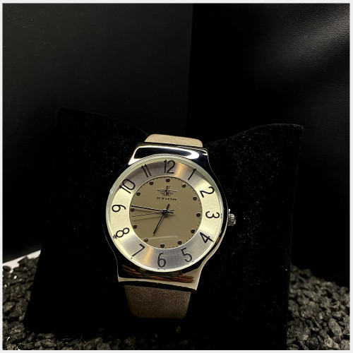 ساعة رجالية من نيوفندي NF102