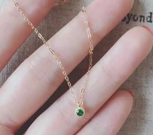 قلادة قطعة الزركون الخضراء