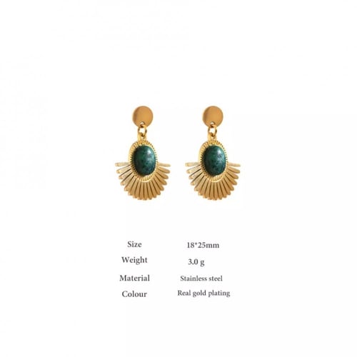 اقراط من الحجر الطبيعي الاخضر