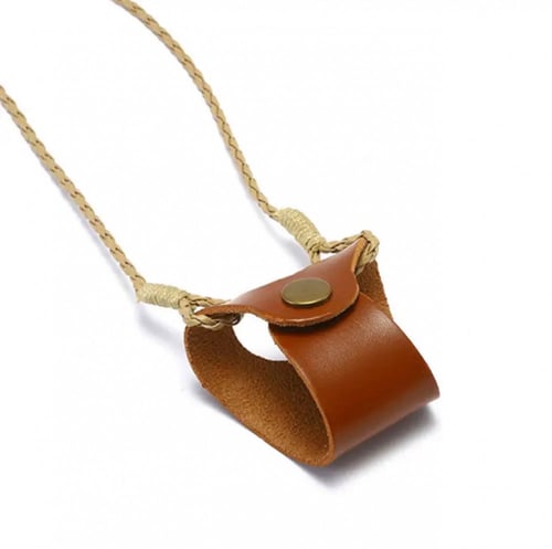 علاقه النظارة الجلدية