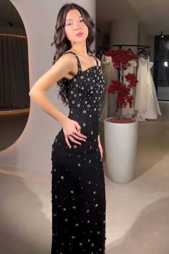 فستان سهره قطعتين مزين بالؤلؤ لون أسود