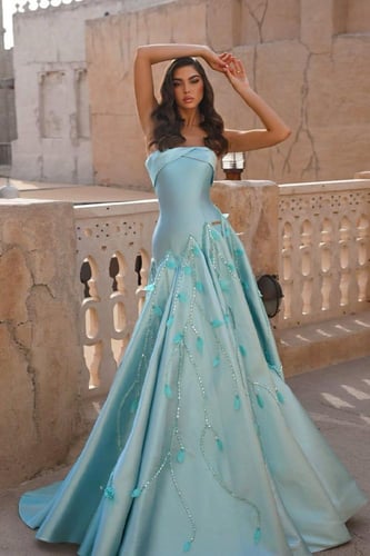 فستان سهره توب مزين بالخرز لون أخضر فاتح