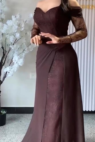 فستان سهره أوف شولدر بأكمام طويلة لون بني