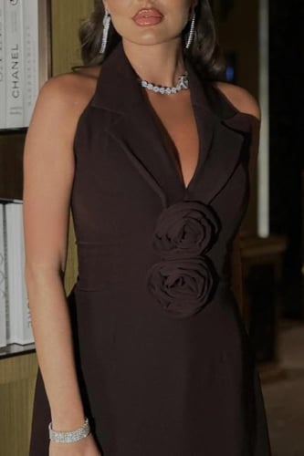 فستان ناعم كت مزين بالورد لون بني