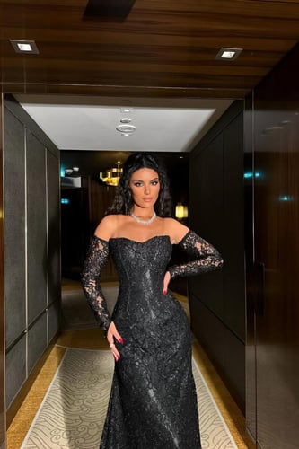 فستان سهره توب بأكمام منفصلة لون أسود