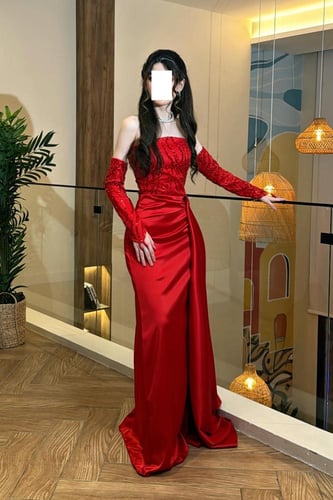 فستان سهره توب بأكمام منفصلة لون احمر