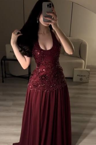 فستان سهرة اوف شولدر ناعم بلون واحمر