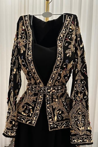 فستان سهره نسائية قطعتين مزين بالخرز لون أسود