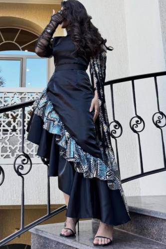 جلابية اوف شولدر لون اسود