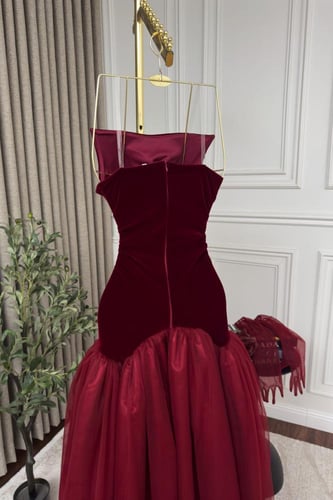 فستان سهره توب باضافه قفازات لون برغندي