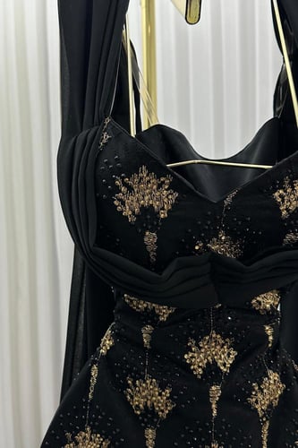 فستان سهره كاب مطرزة لون اسود