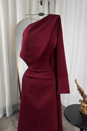 فستان سهرة أوف شولدر لون عودي