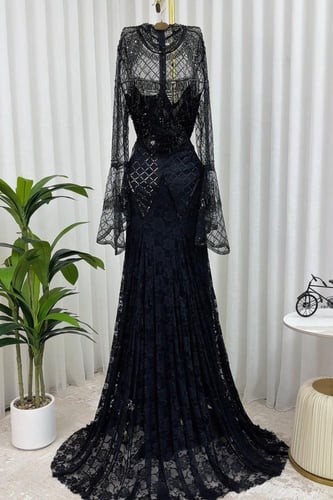 فستان سهره خناقي بأكمام طويلة لون أسود