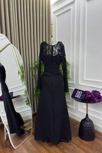 فستان سهره بأكمام طويلة لون أسود