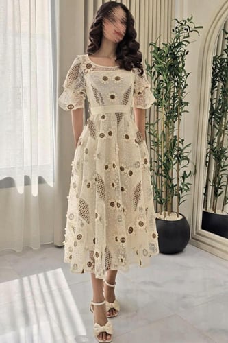 فستان ناعم اوف شولدر لون بيج