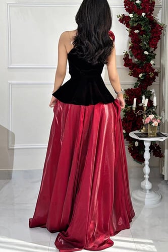 فستان اوف شولدر لون اسود واحمر