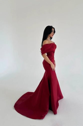 فستان سهره أوف شولدر لون أحمر