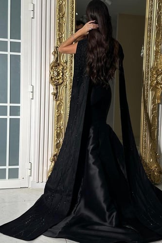 فستان سهره توب بإضافة شال مزين بالخرز لون أسود